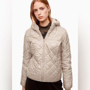 Artizia - TNA - Icefall Puffer. Champagne Tan quilted puffer Jacket. Medium